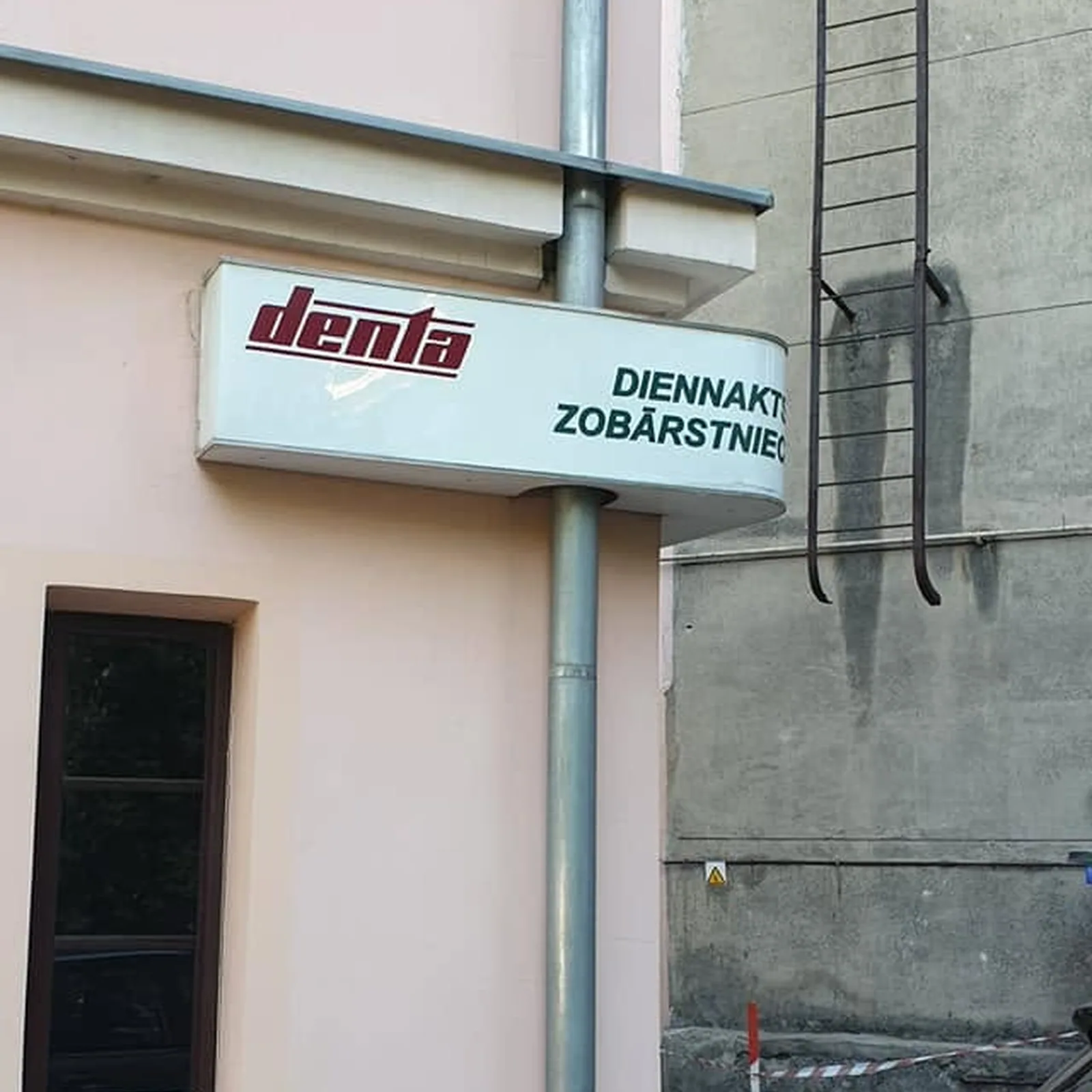 Med Transports - Pie zobārsta